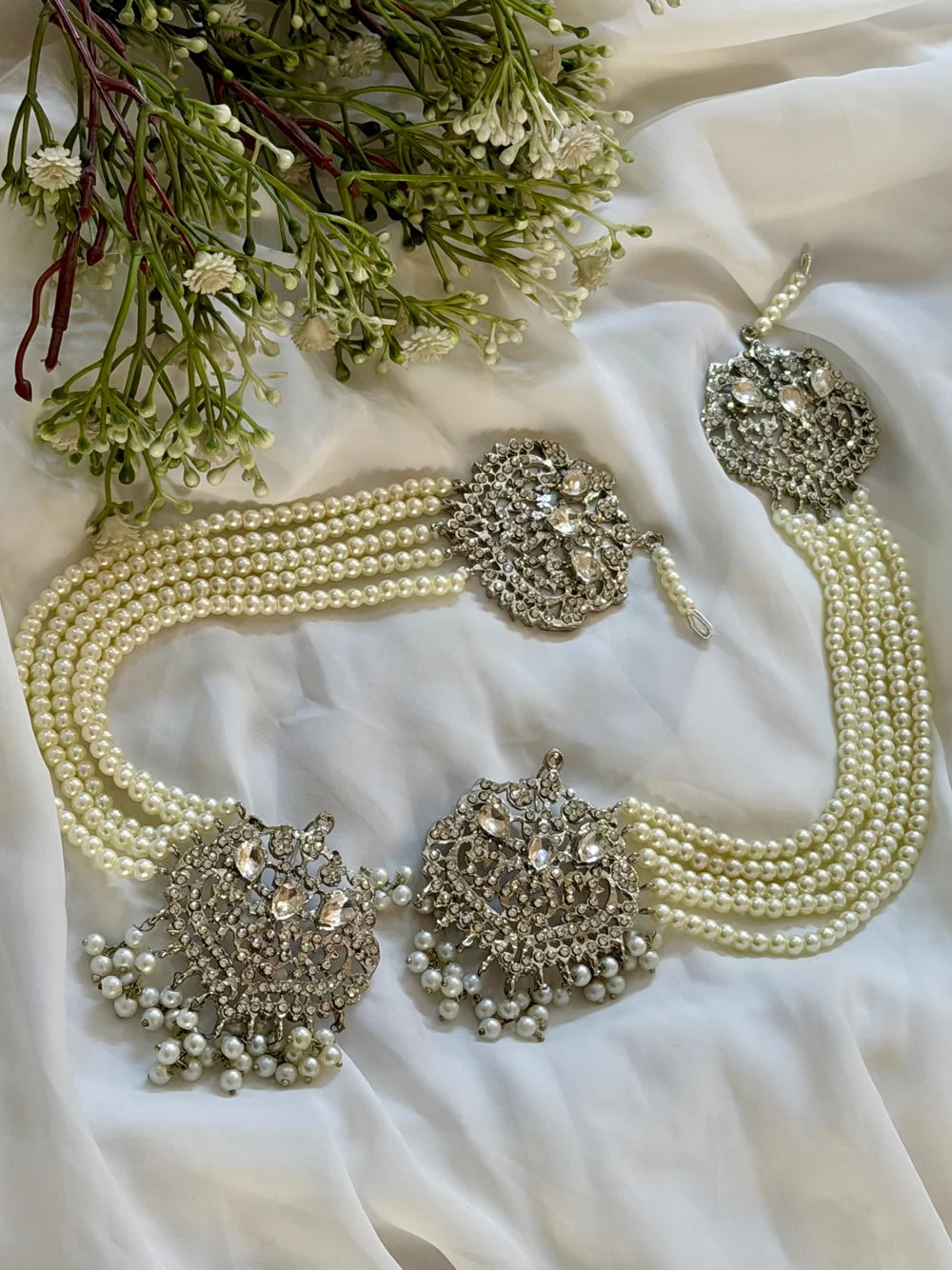 Pearl and Silver Set GS33