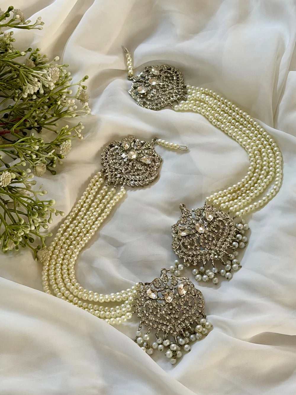 Pearl and Silver Set GS33