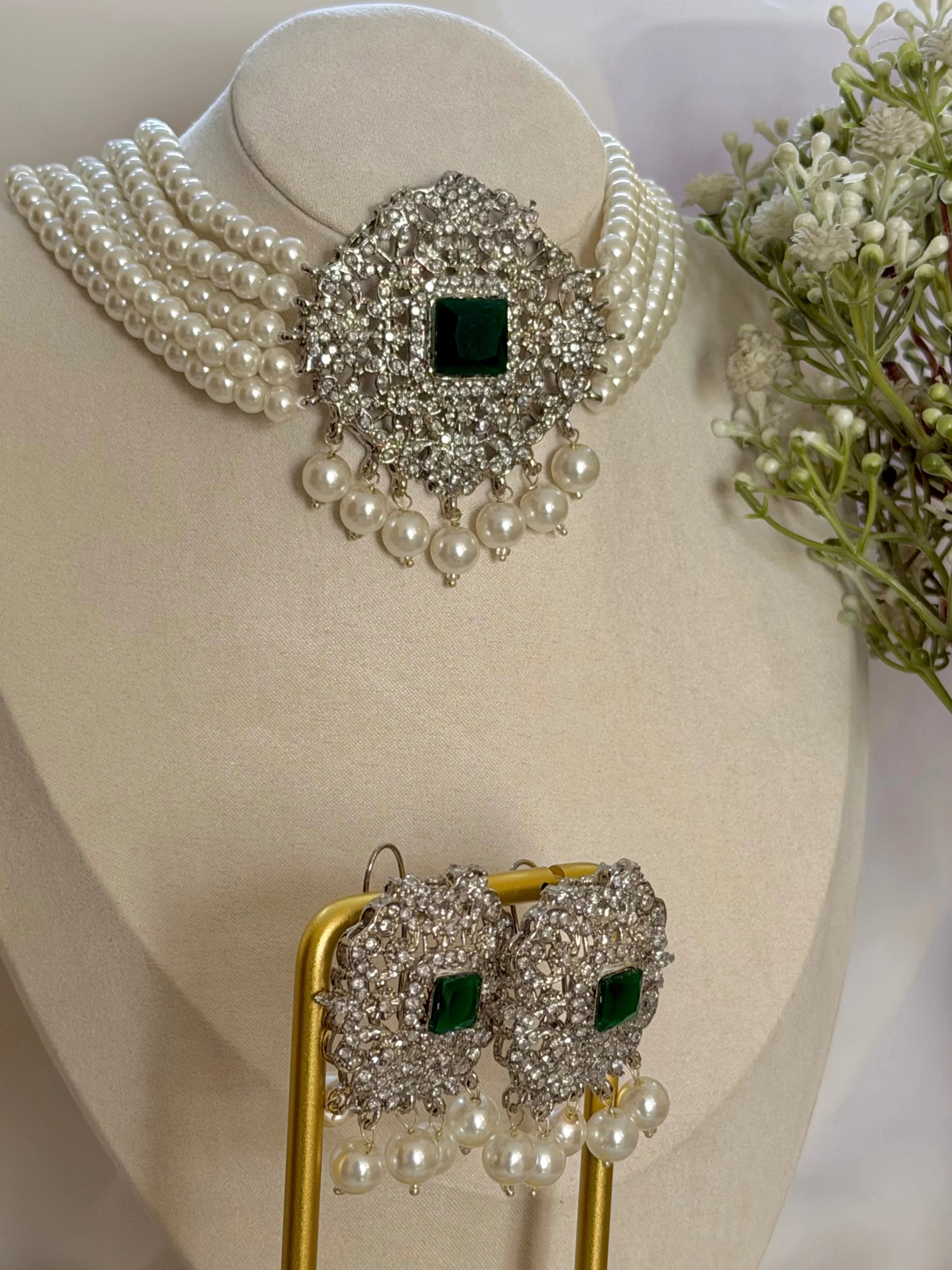 Jade Choker Set GS39