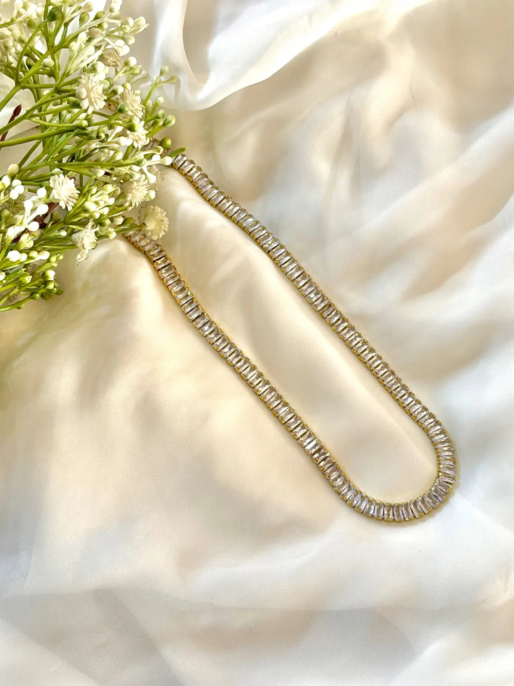 Straight Cut Zircon Necklace (Silver) GN32