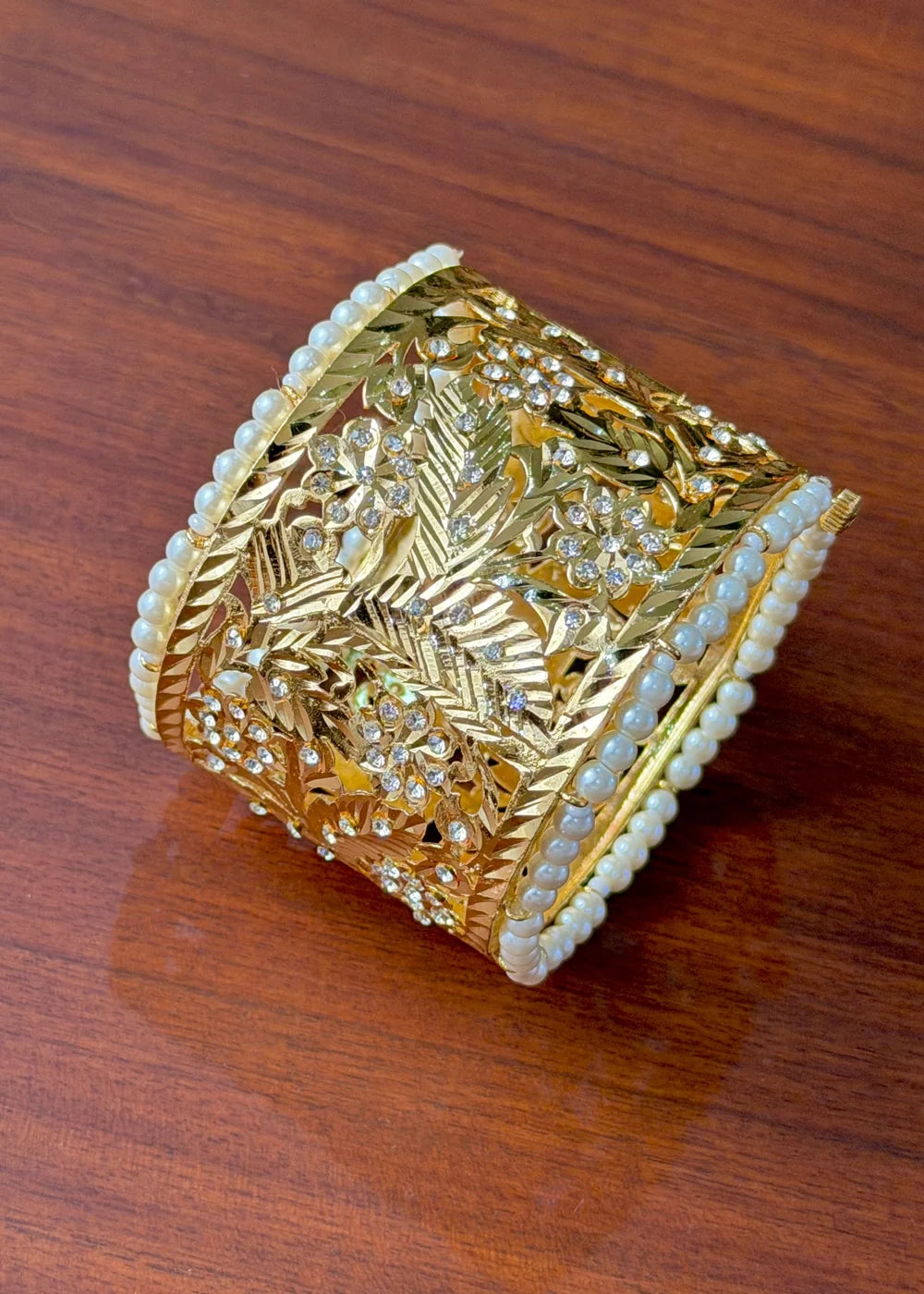 Hyderabadi Gold Cuff GB75