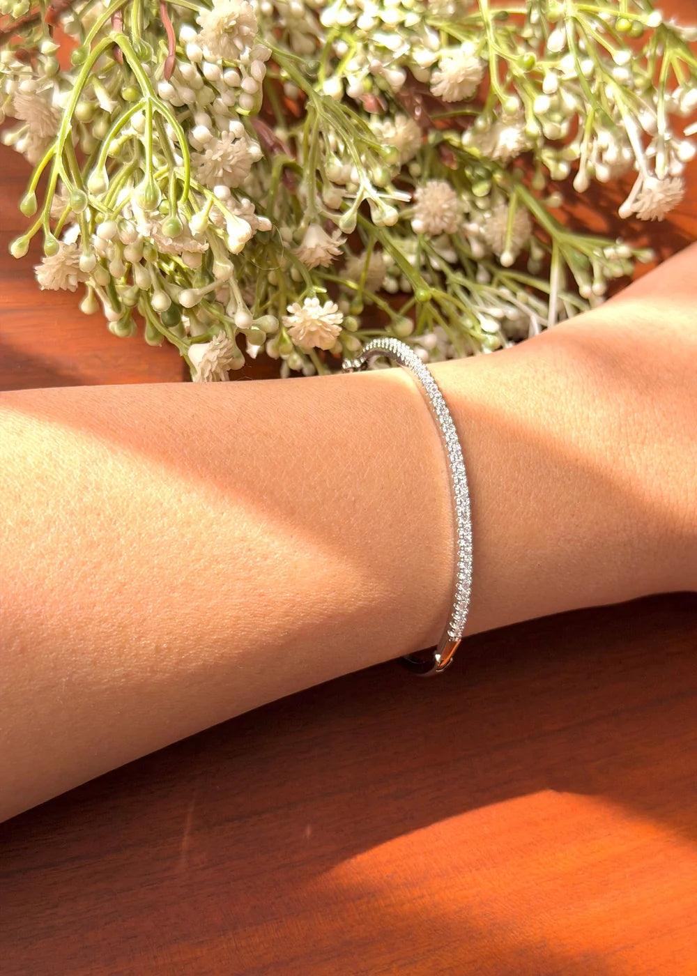 Silver Stud Bangle GB81