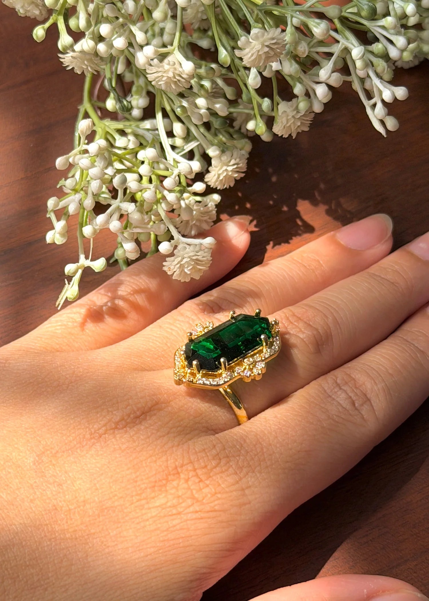 Emerald Crystal Ring (Adjustable) GR56