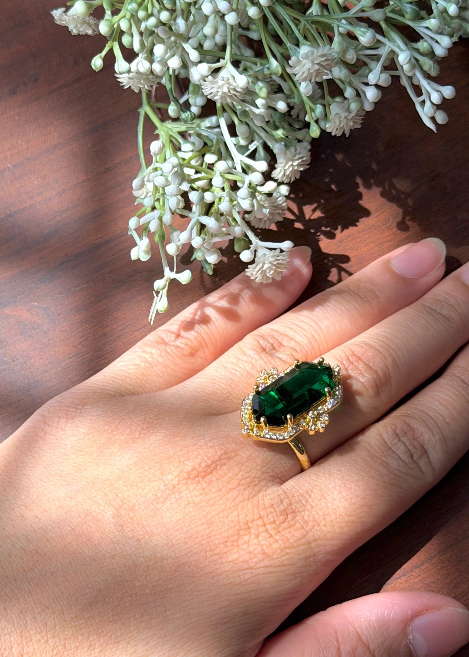 Emerald Crystal Ring (Adjustable) GR56