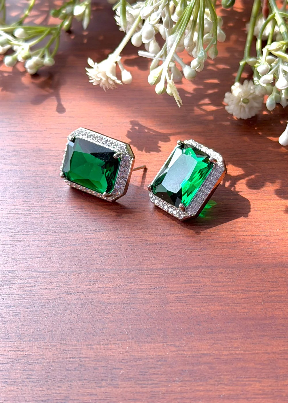 Emerald Studs - Large GT96