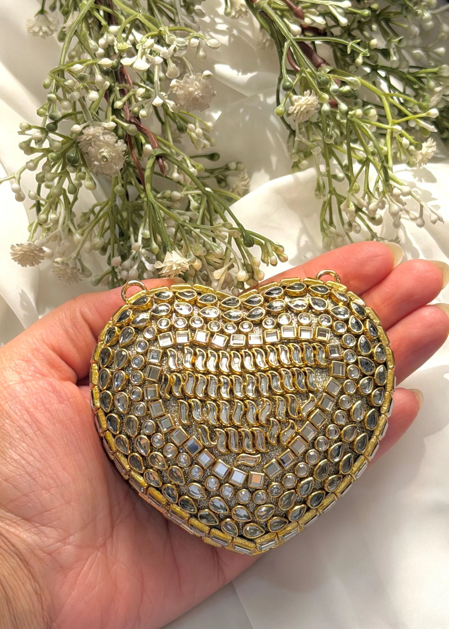 Mini Kundan Heart Clutch GC01