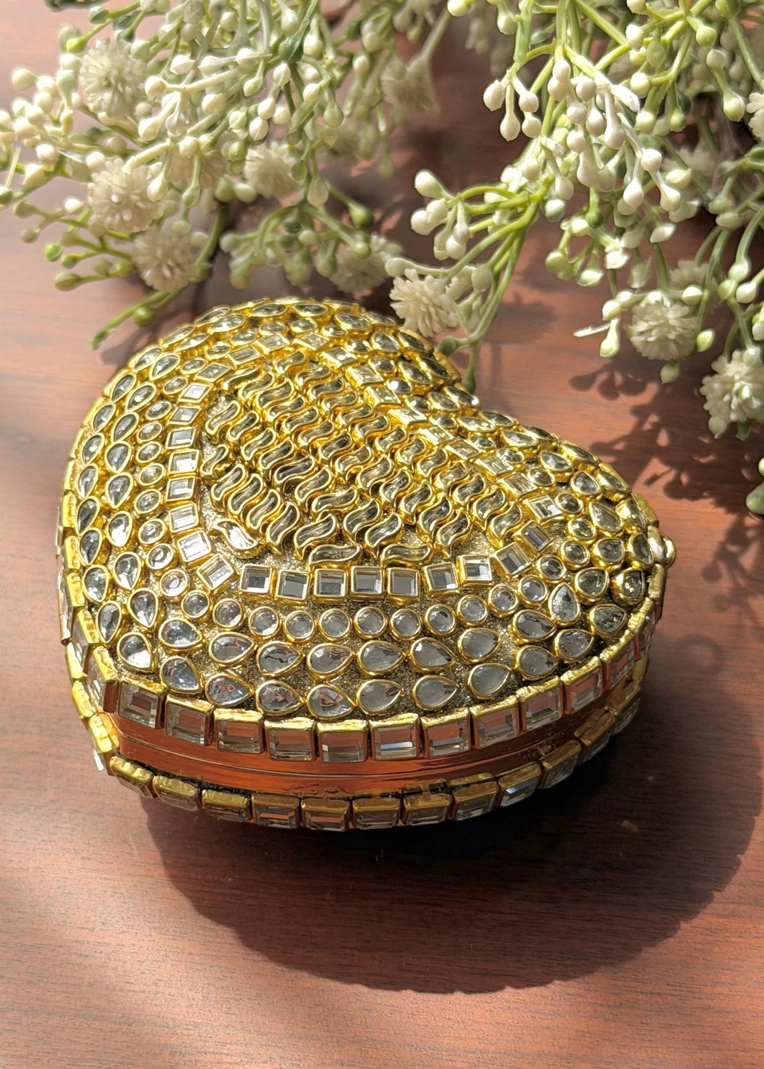 Mini Kundan Heart Clutch GC01