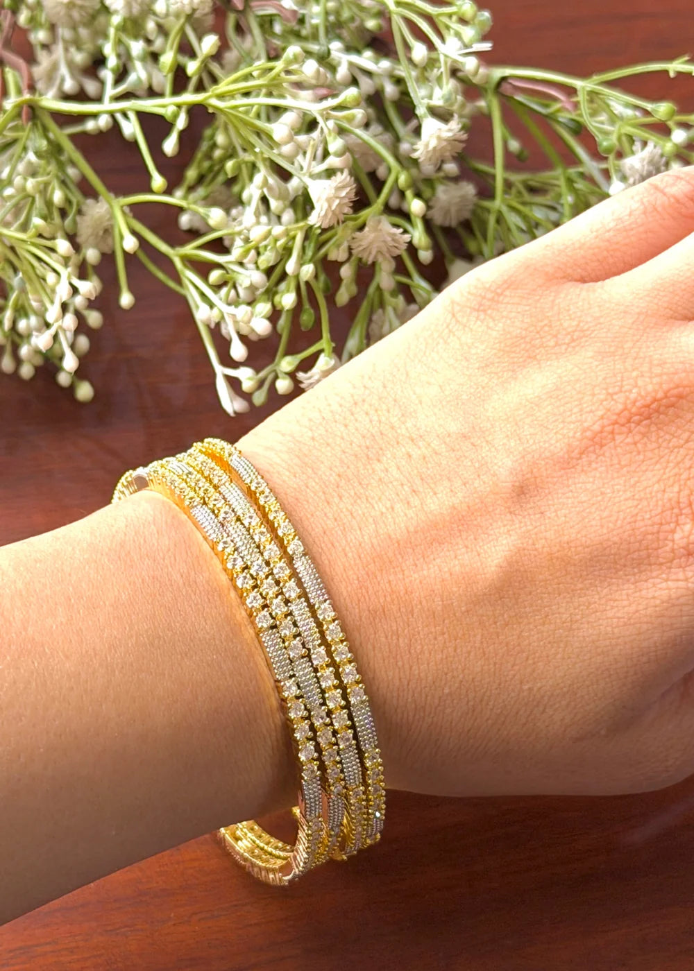 Glimmer Bangles (Set of 4) GB89