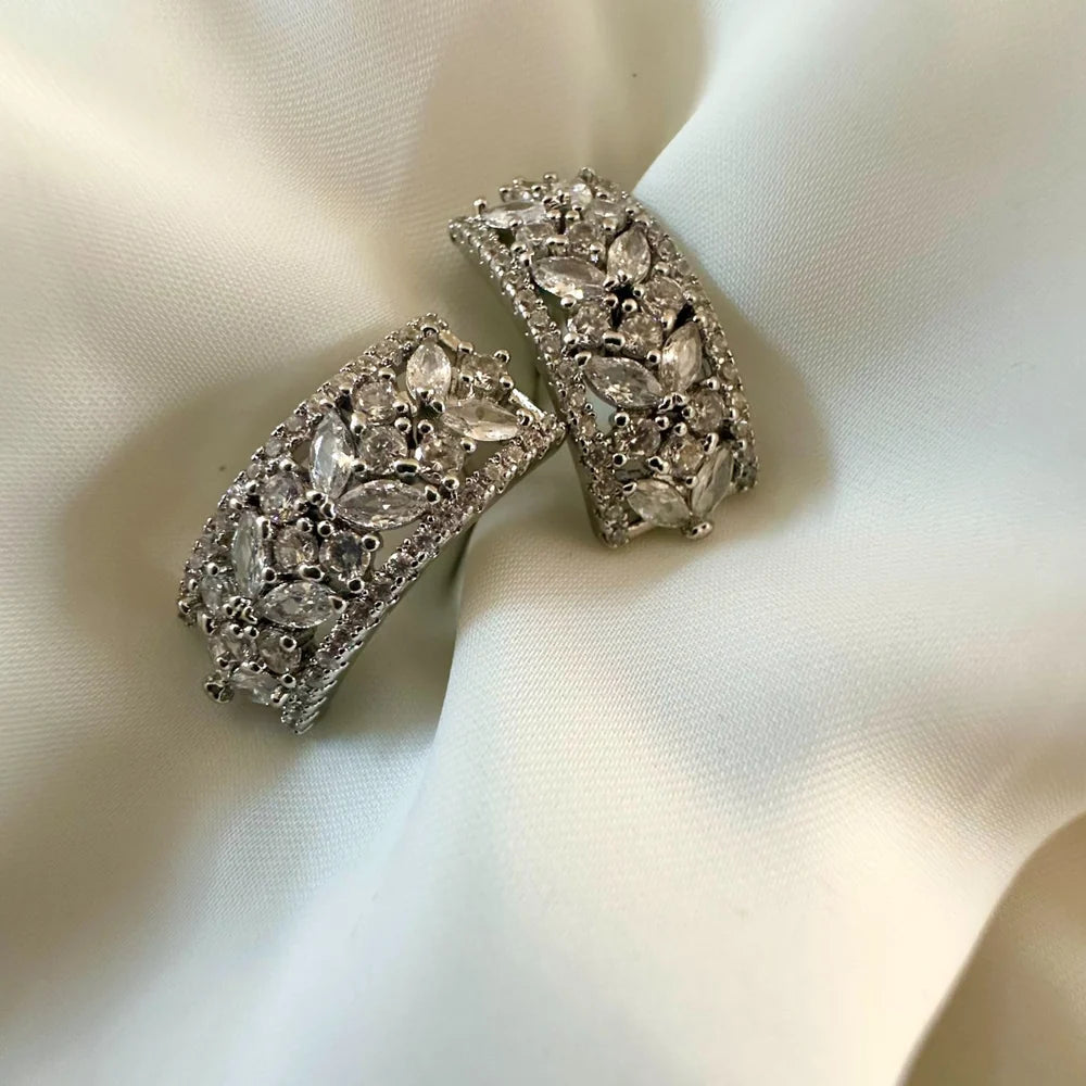 Gilded |Floral Zircon studs GT35