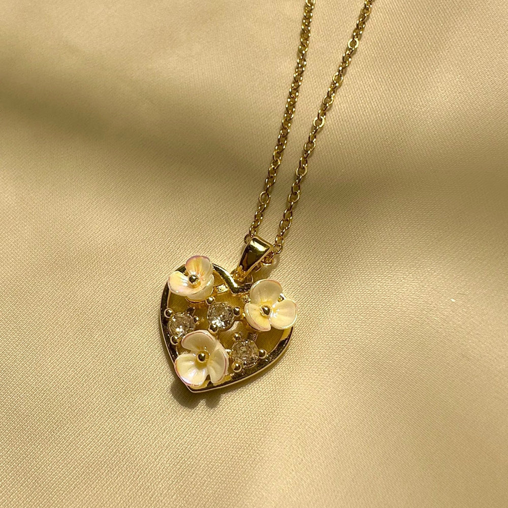 Floral Heart Necklace GN22