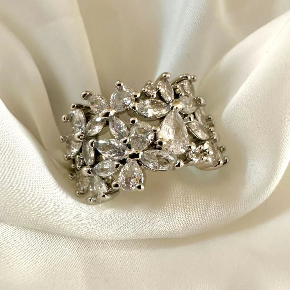 Marquise Floral Ring GR22