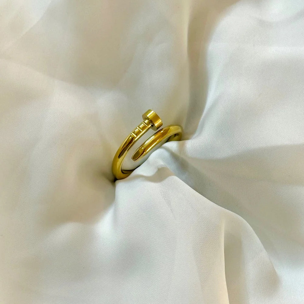 Nail Ring GR38