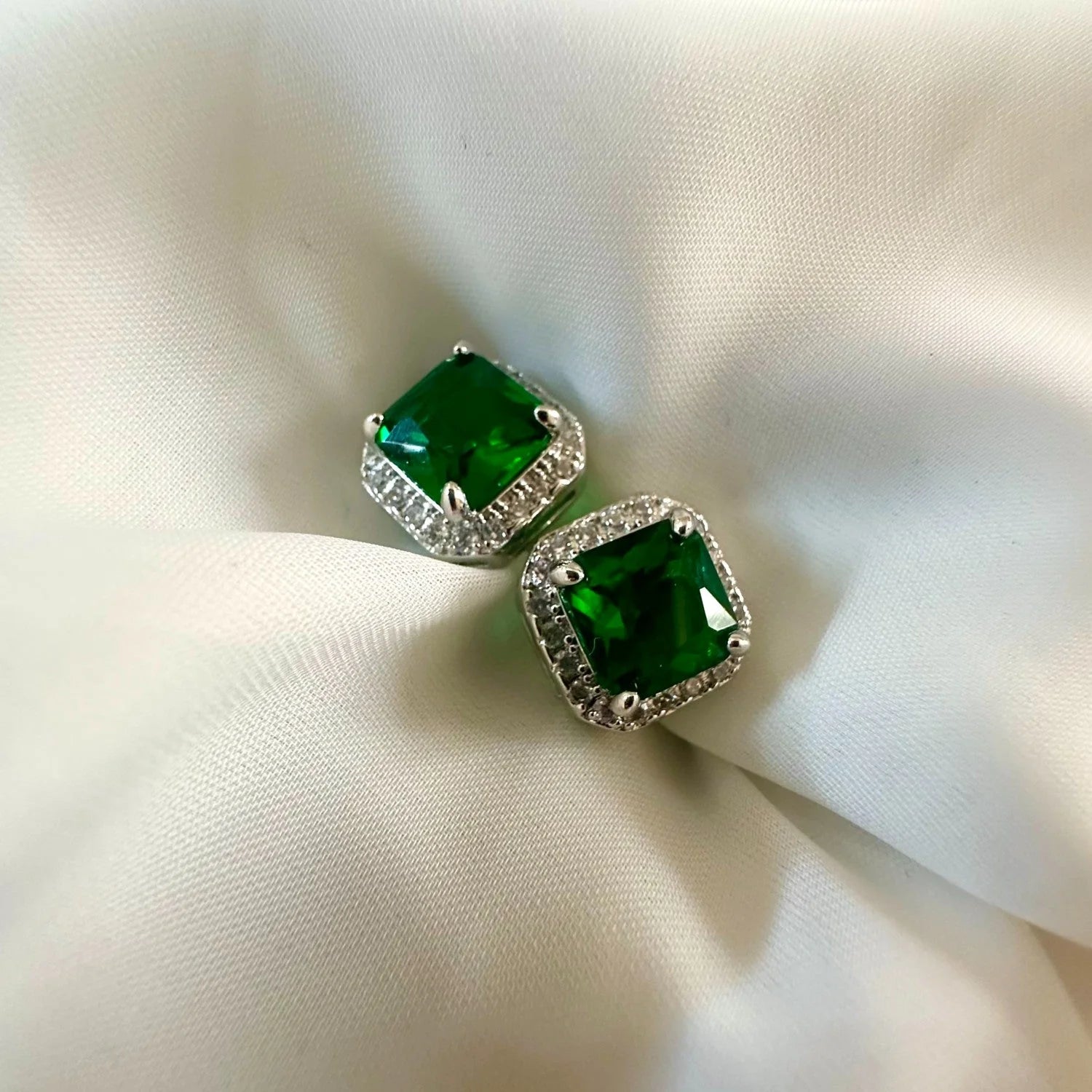 Green Square Cushion Studs GT40