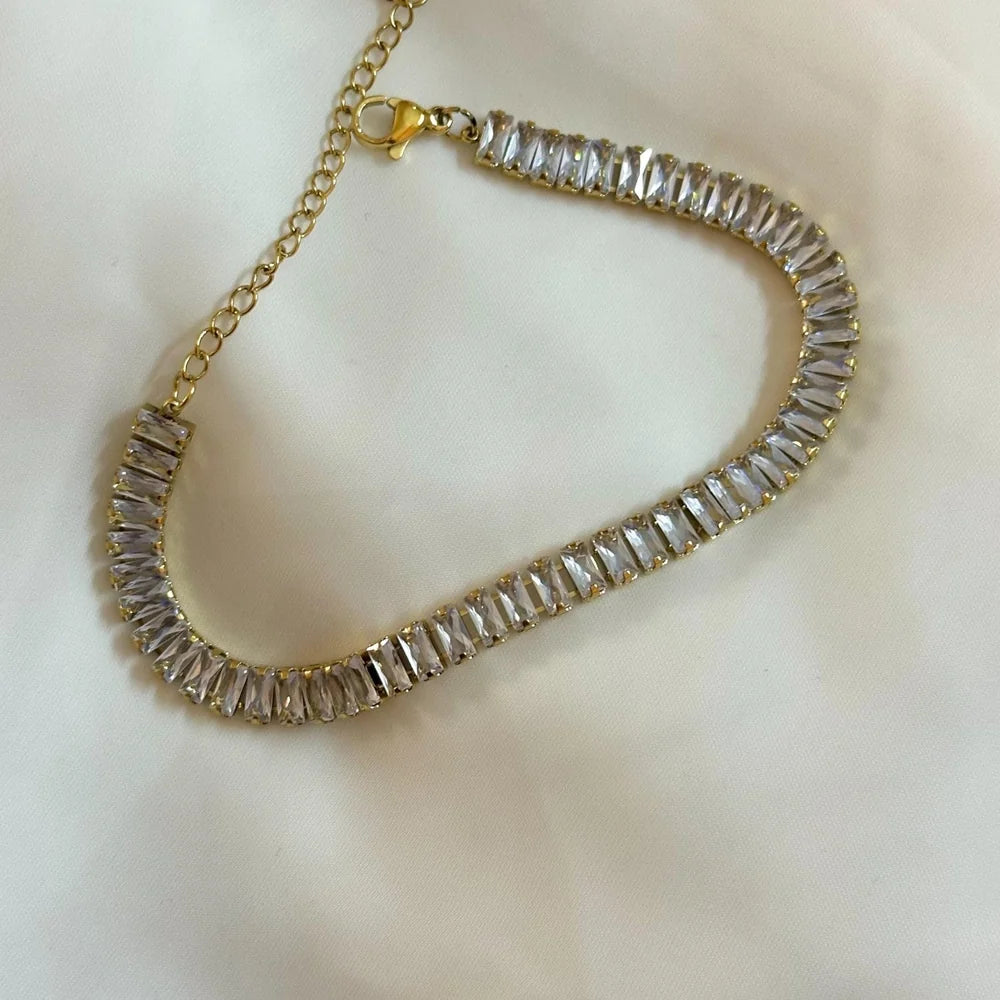 Straight Cut Tennis Bracelet GB29
