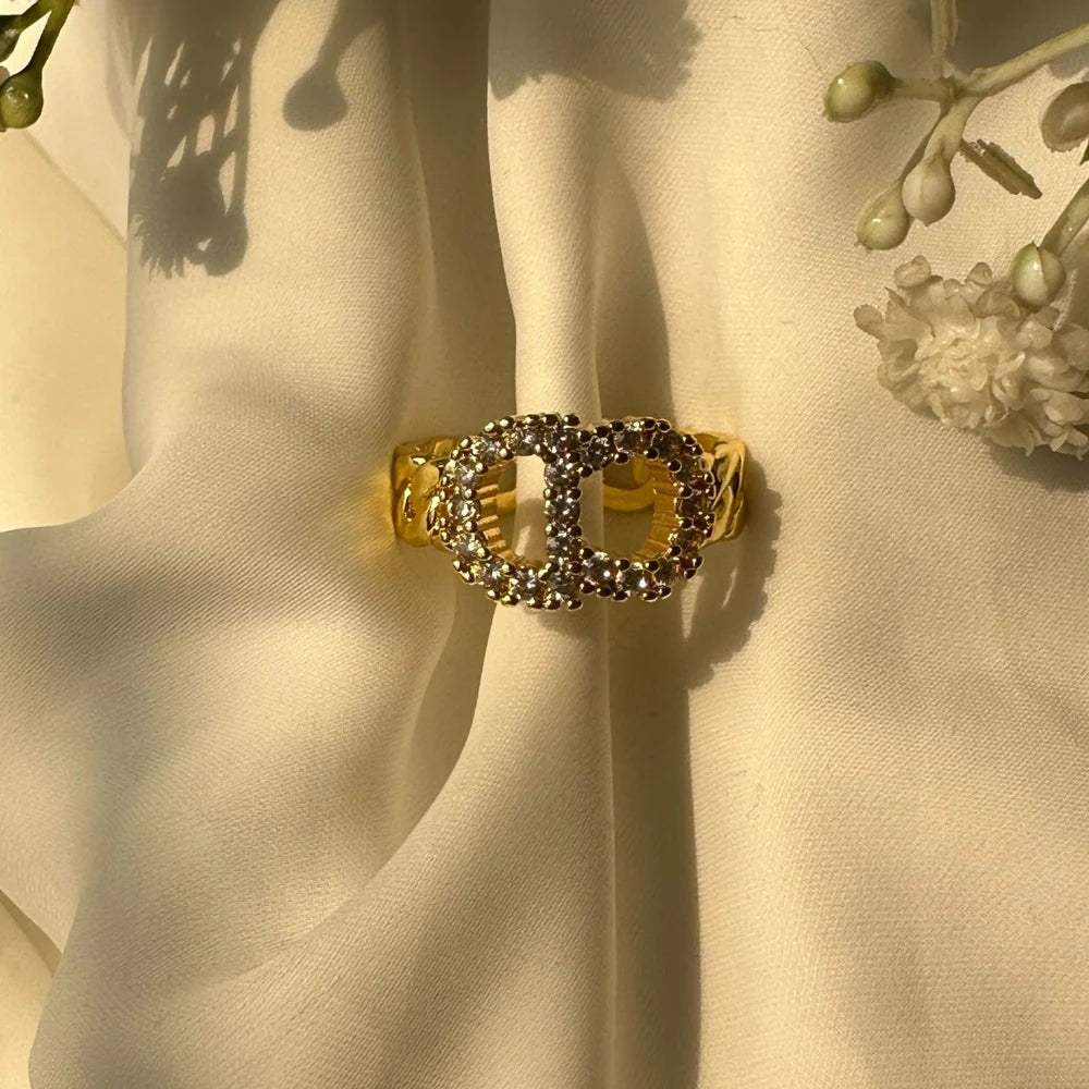 Eight Cali Studded Ring (Adjustable) GR09