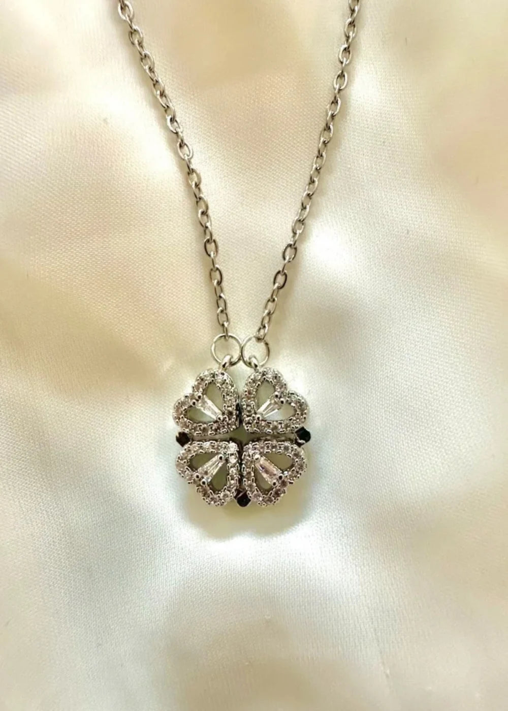 Silver Flower Convertible Locket GN10