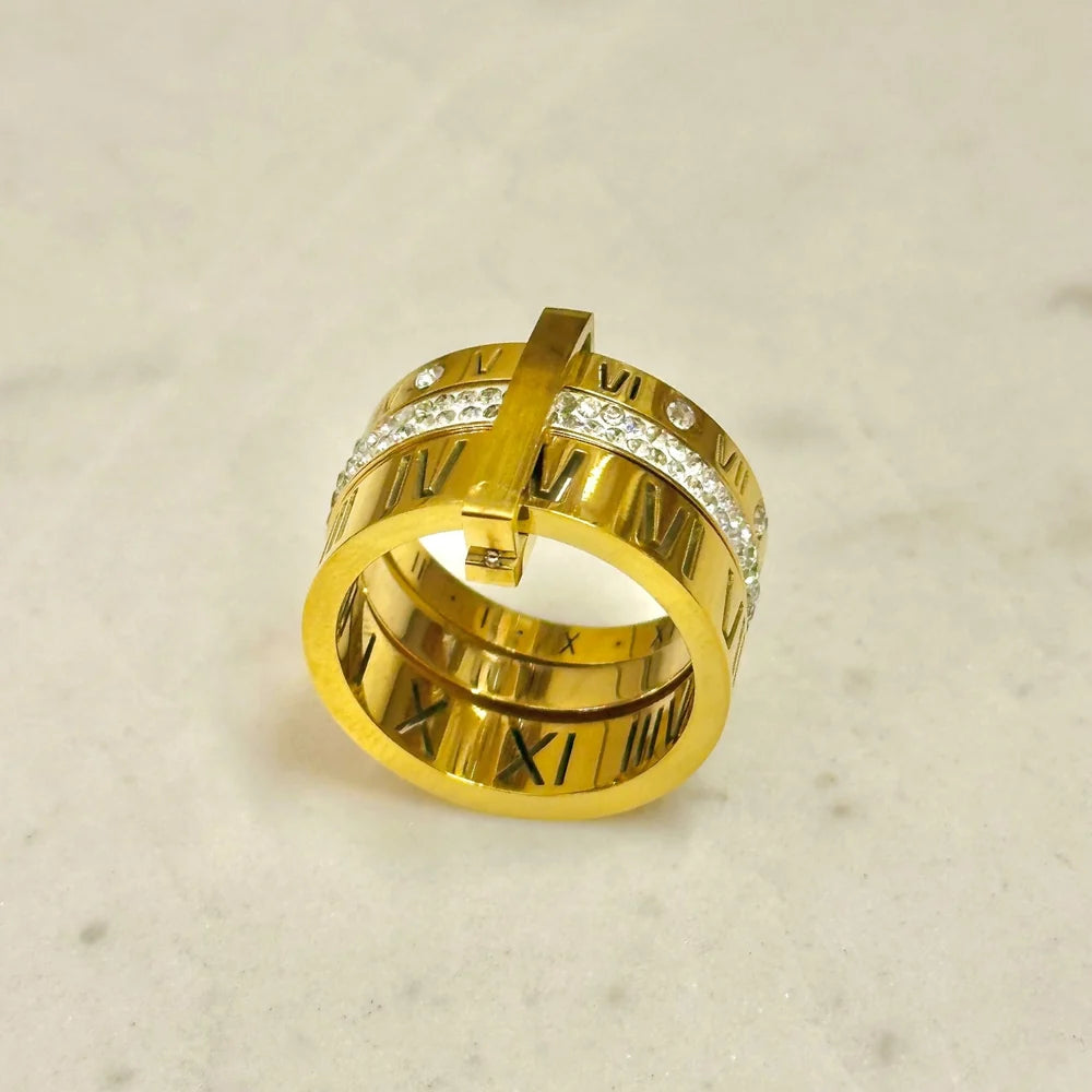 Roman Studded Ring GR41