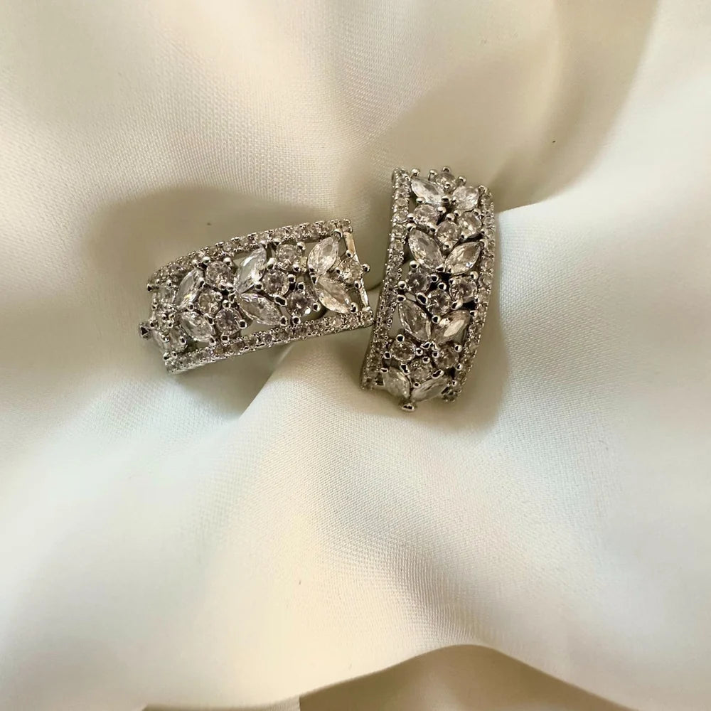 Gilded |Floral Zircon studs GT35