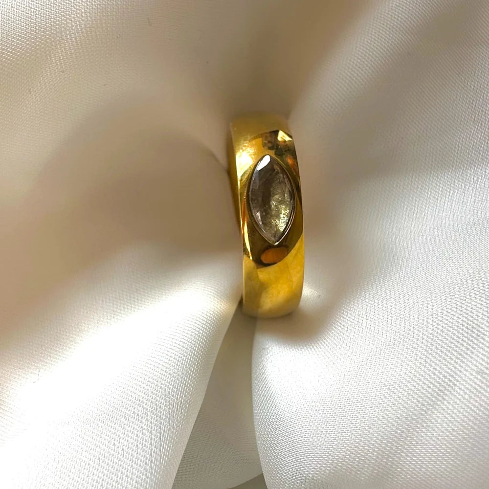 Delillah Ring Marquise GR17M