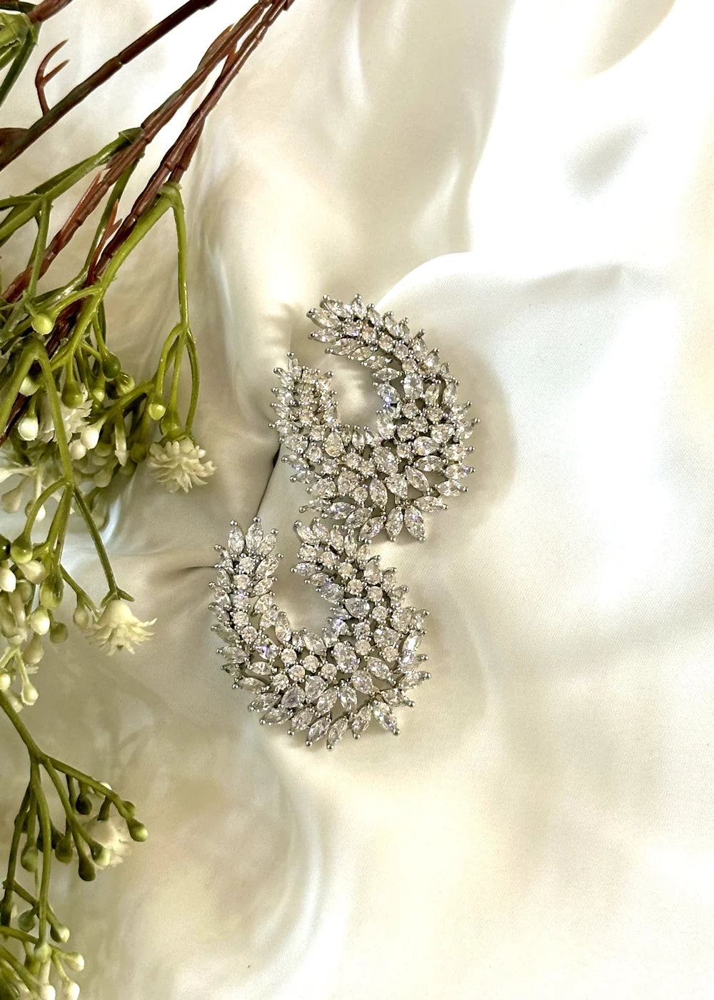 Zircon Buds (Silver) GT61