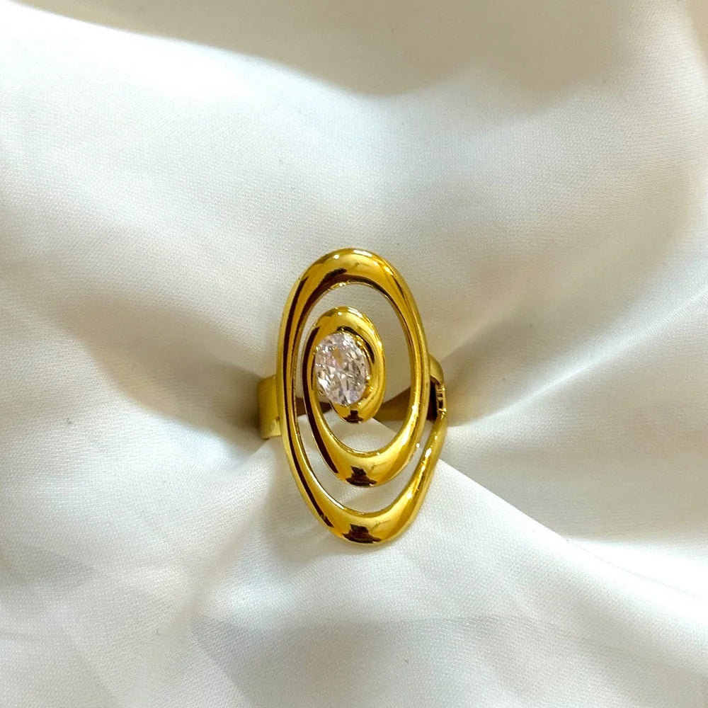 Solitaire Swirl Ring (Adjustable) GR48