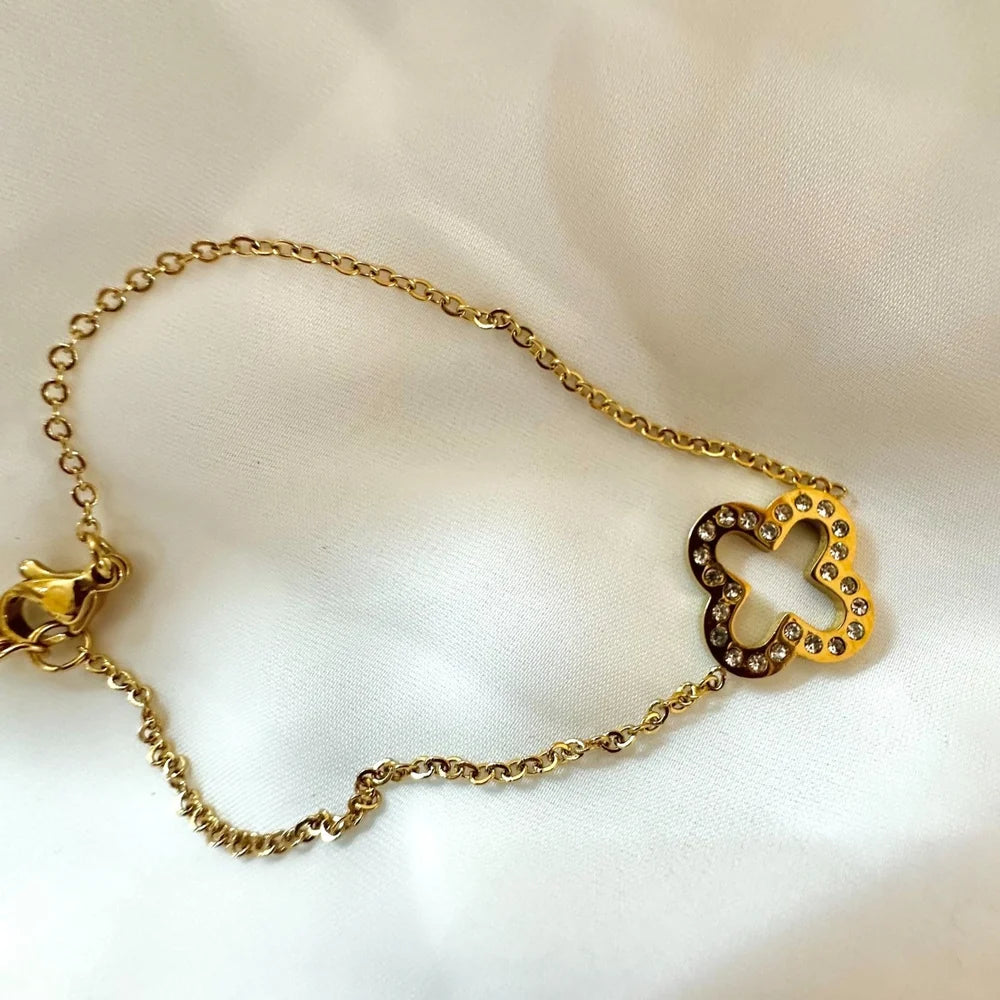 Studded Hollow Clover Bracelet GB10