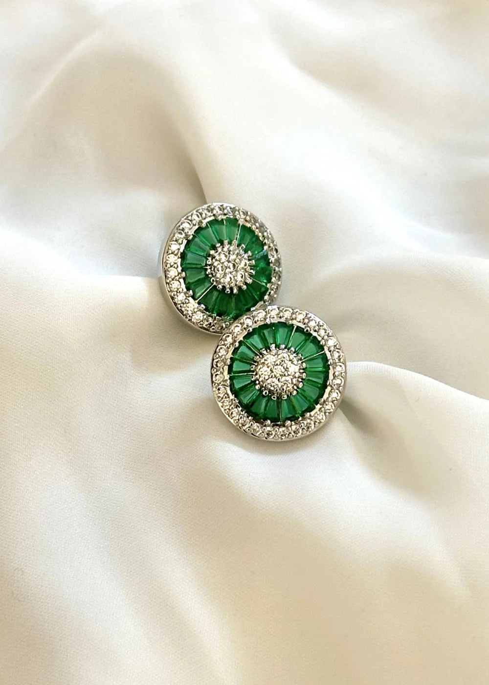Gilded | Round Cubic Zirconia Studs (Green) GT78