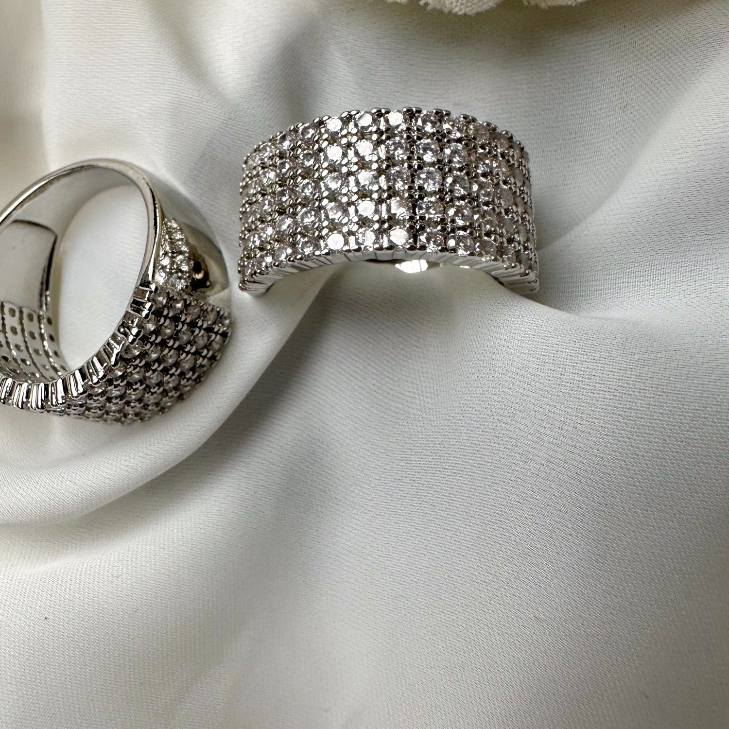 Silver Trapped Layered Ring GR08
