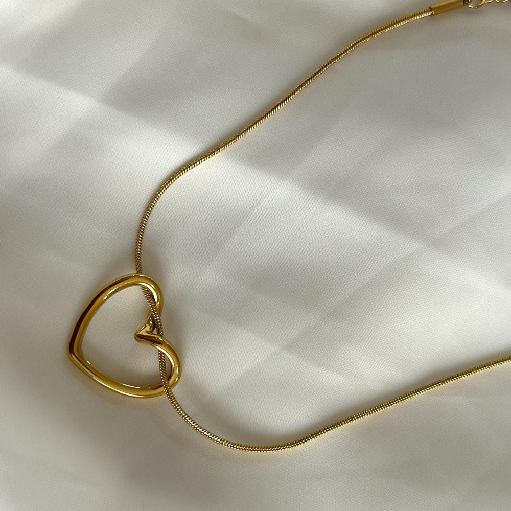Hollow Heart Bracelet GB30