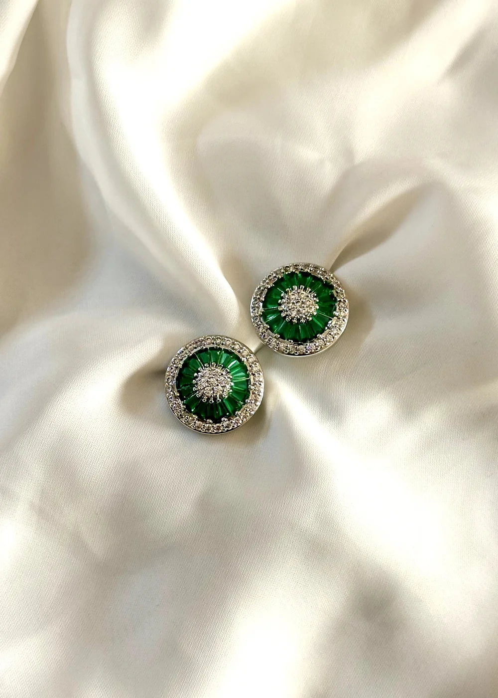 Gilded | Round Cubic Zirconia Studs (Green) GT78