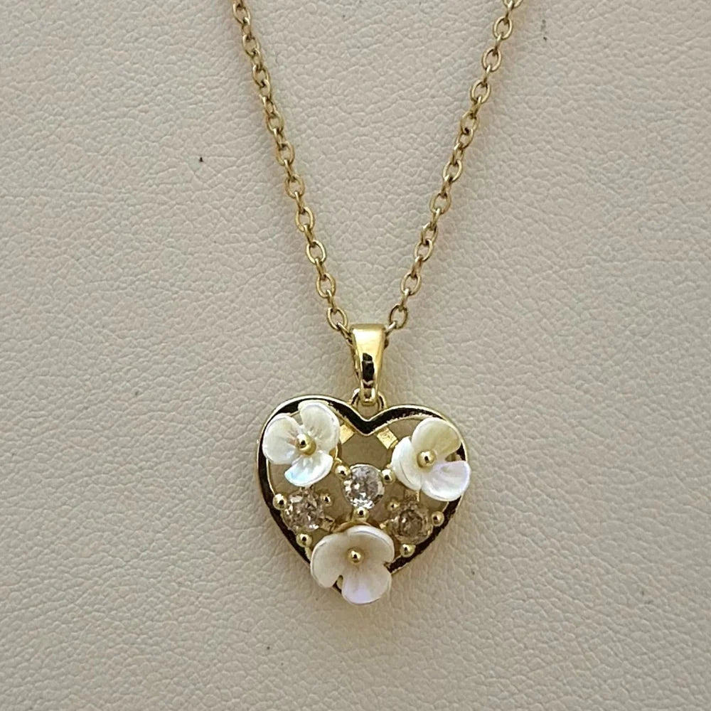 Floral Heart Necklace GN22
