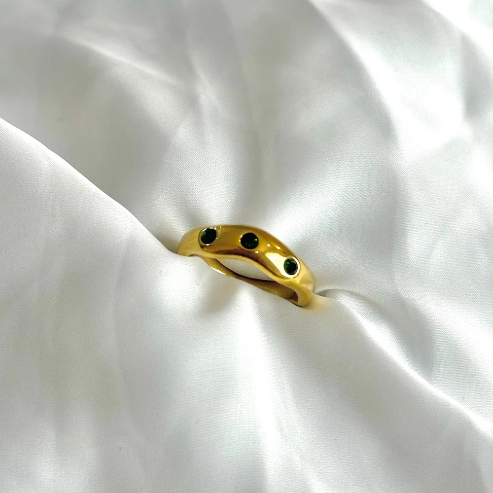 Green Stone Studded Ring GR31