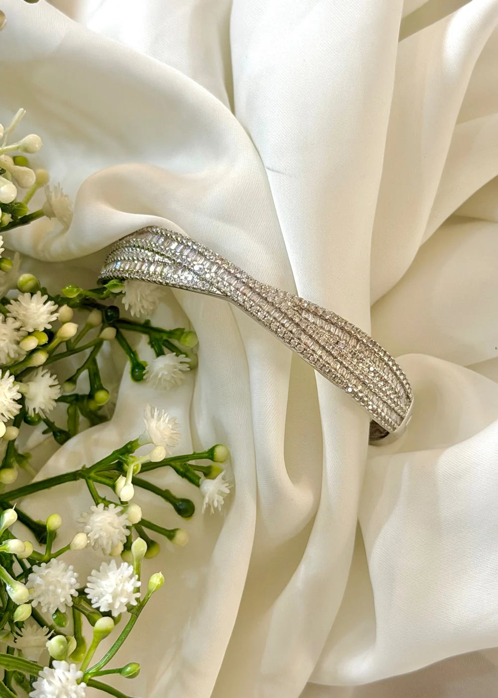Moonshine Bangle GB66