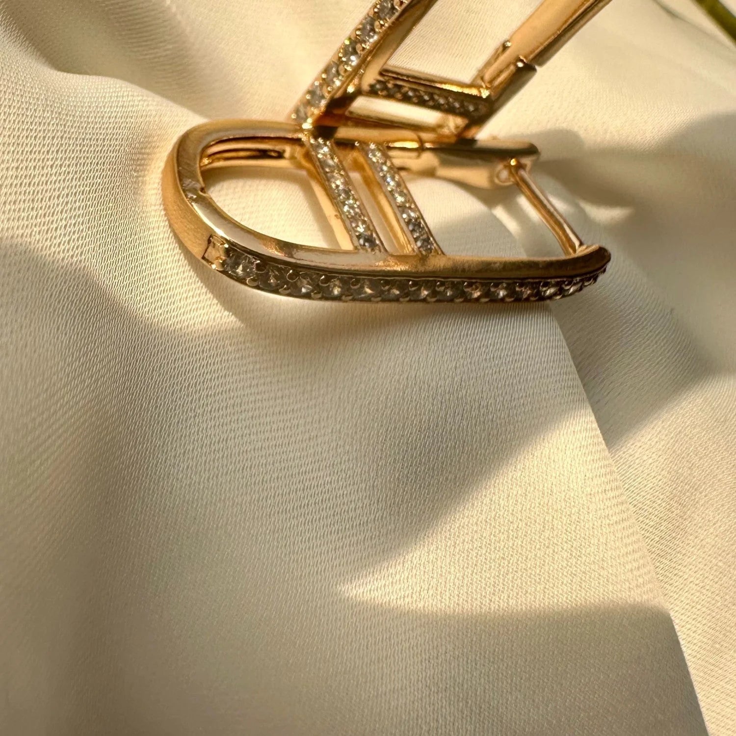Stella Long Studded Rectangle Hoops GT17