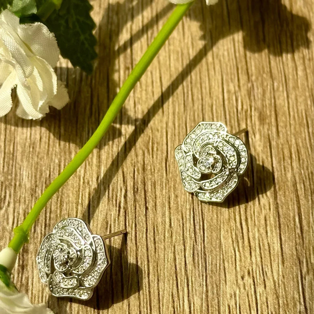 Gilded | Rose Studs GT03