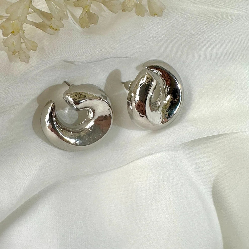 Gilded |Silver Baguette Round studs GT16S