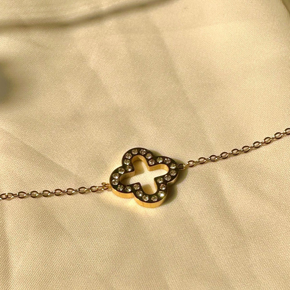 Studded Hollow Clover Bracelet GB10
