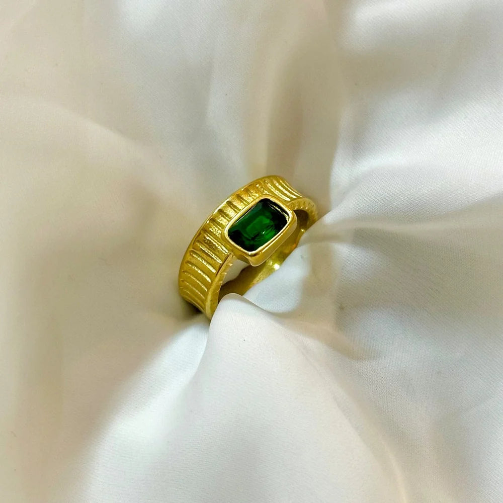 Leena Ring (Green) GR39
