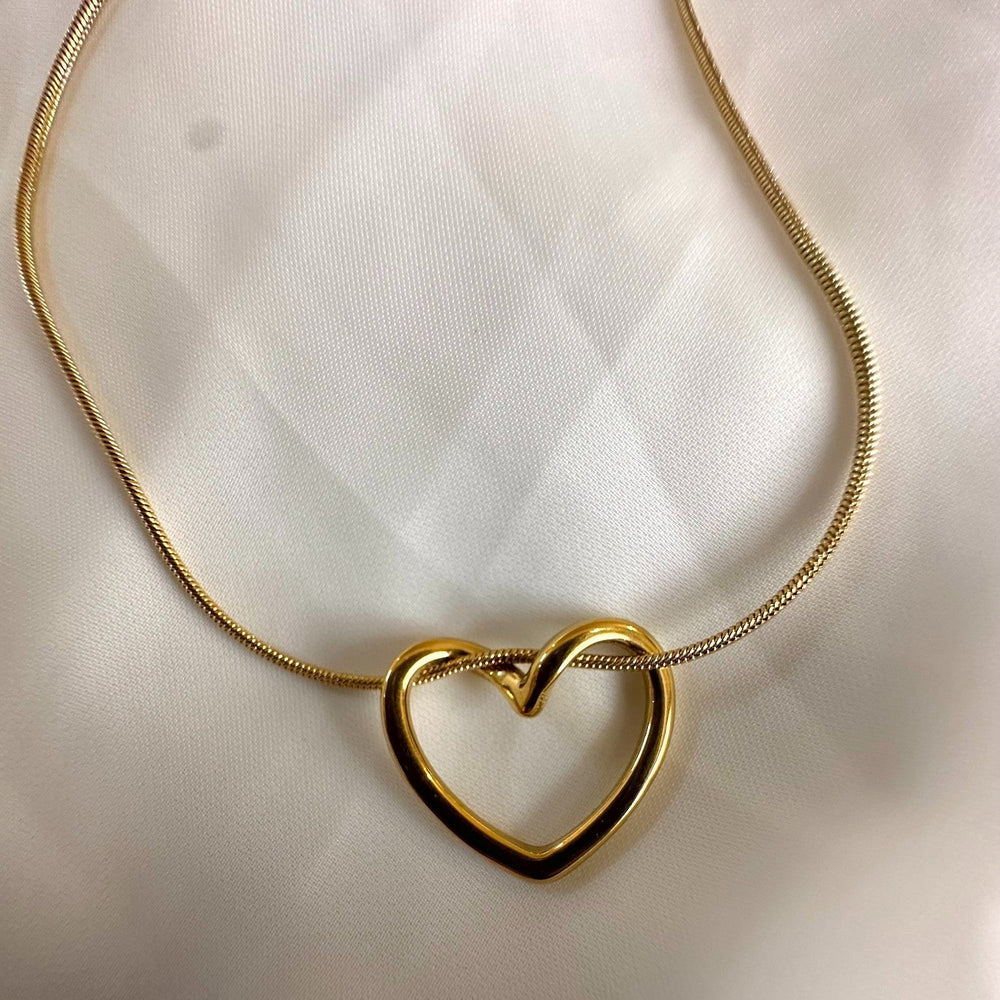 Hollow Heart Bracelet GB30