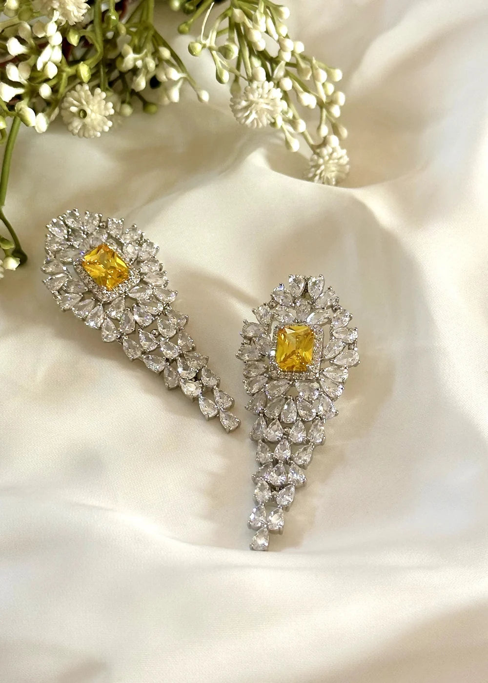 Eloise Earrings (Yellow) GT79