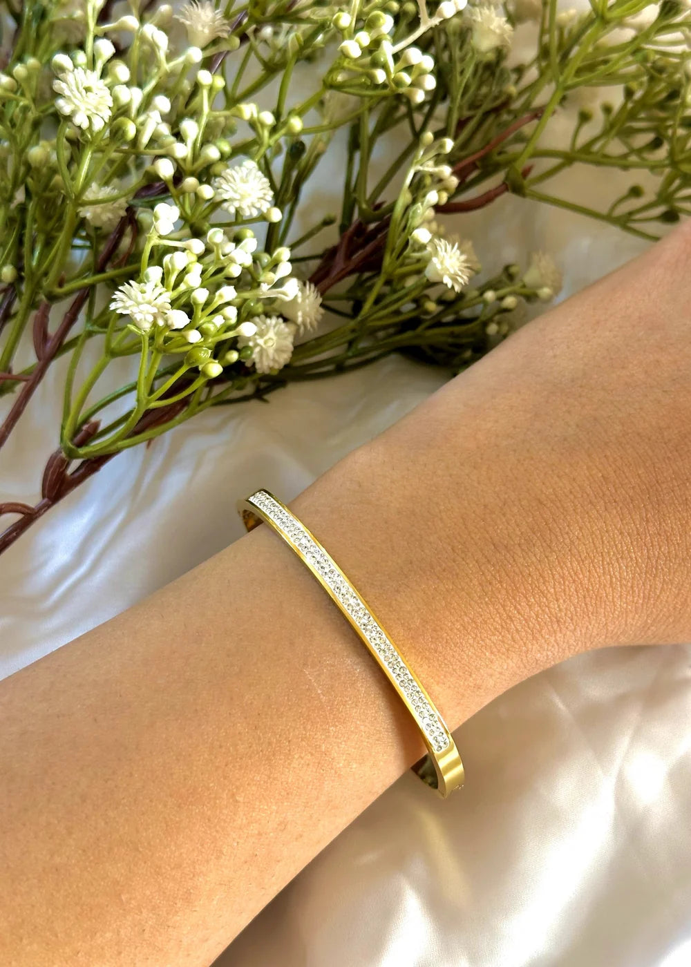 Moonlight Bangle GB07