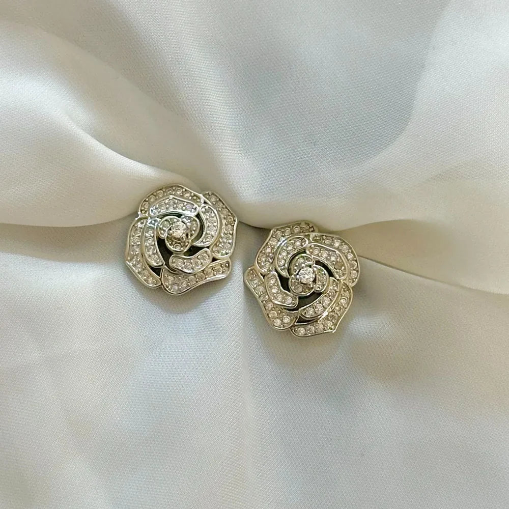 Gilded | Rose Studs GT03