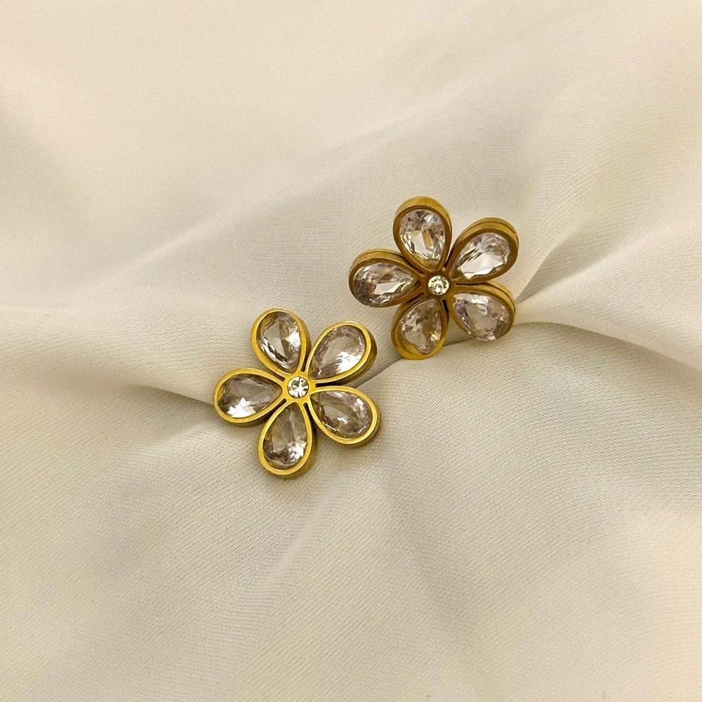 Milan Flower Studs GT54