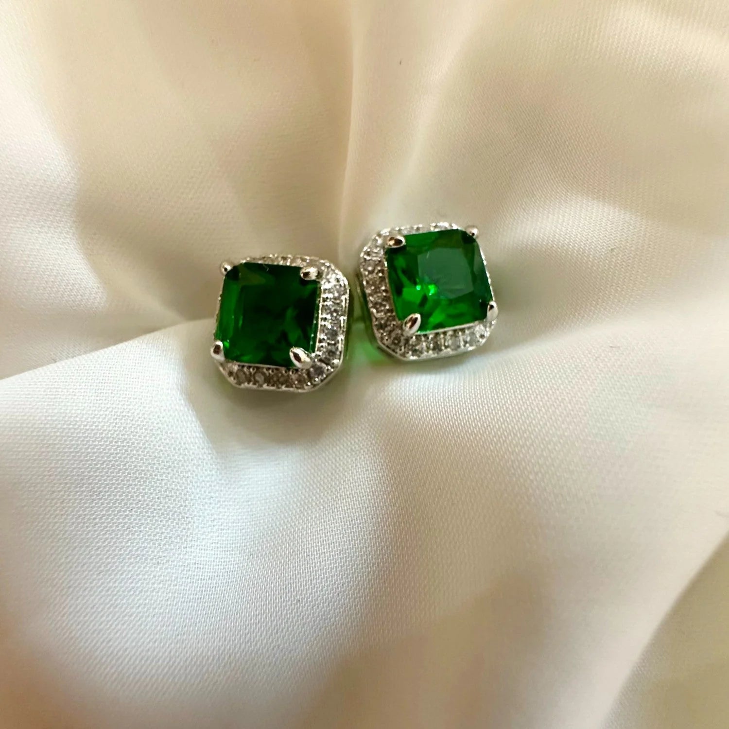 Green Square Cushion Studs GT40
