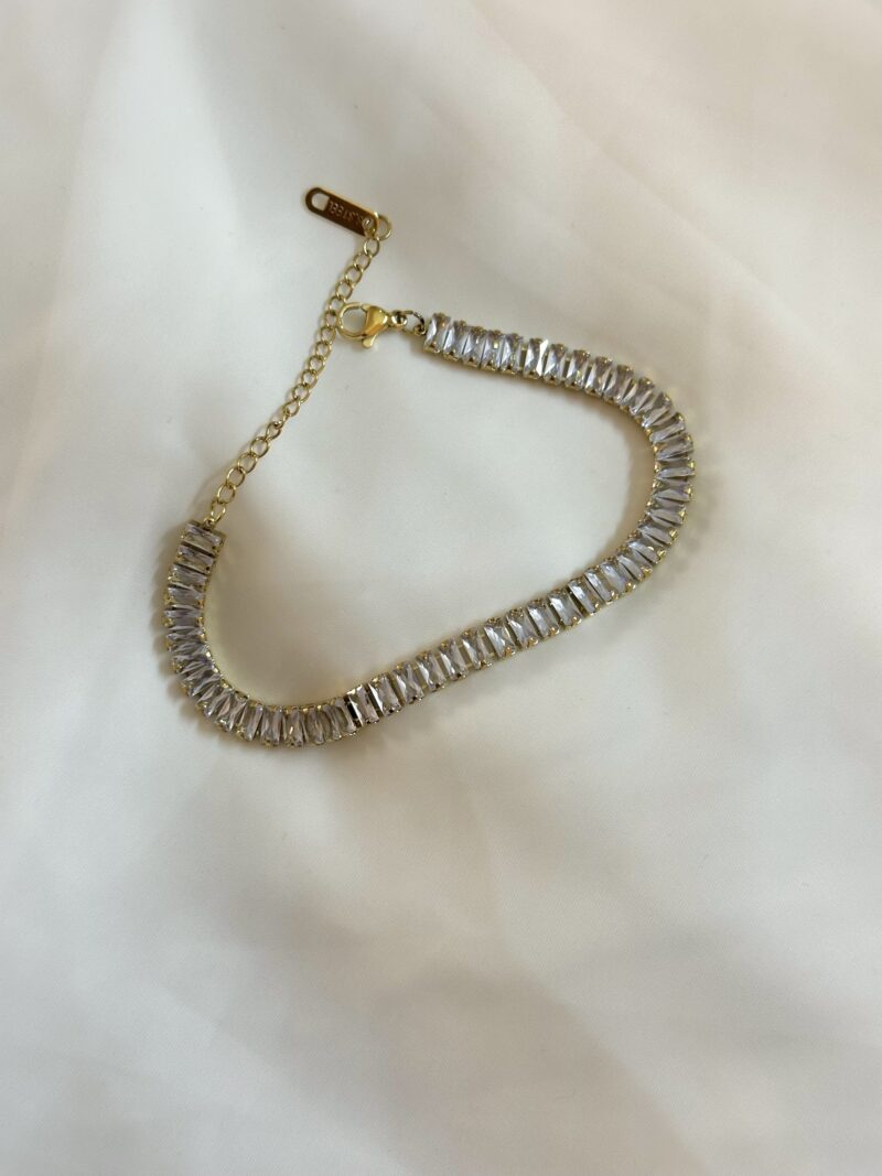 Straight Cut Tennis Bracelet